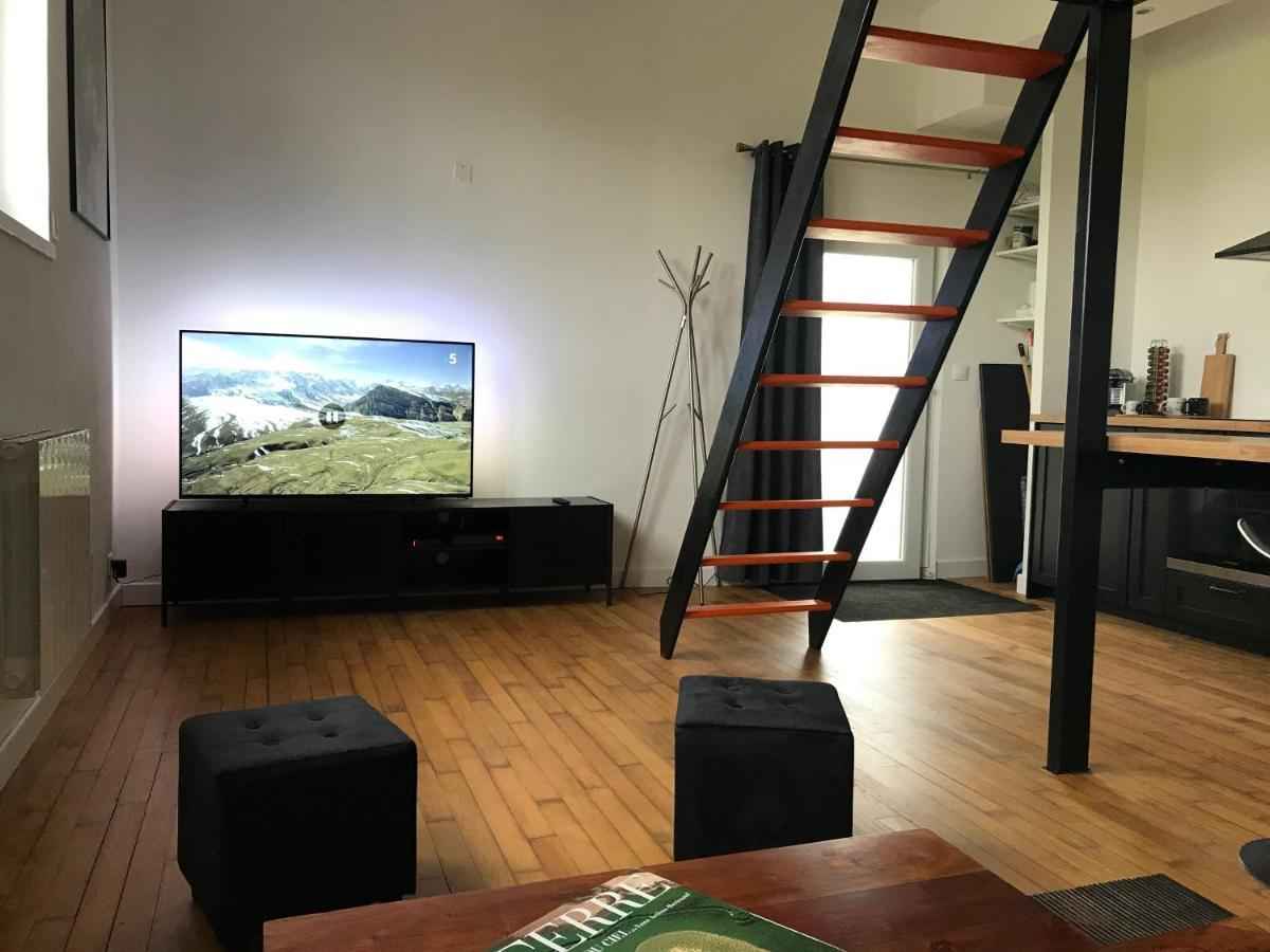 Studio - Mezzanine - Style Loft Industriel Brindas 外观 照片
